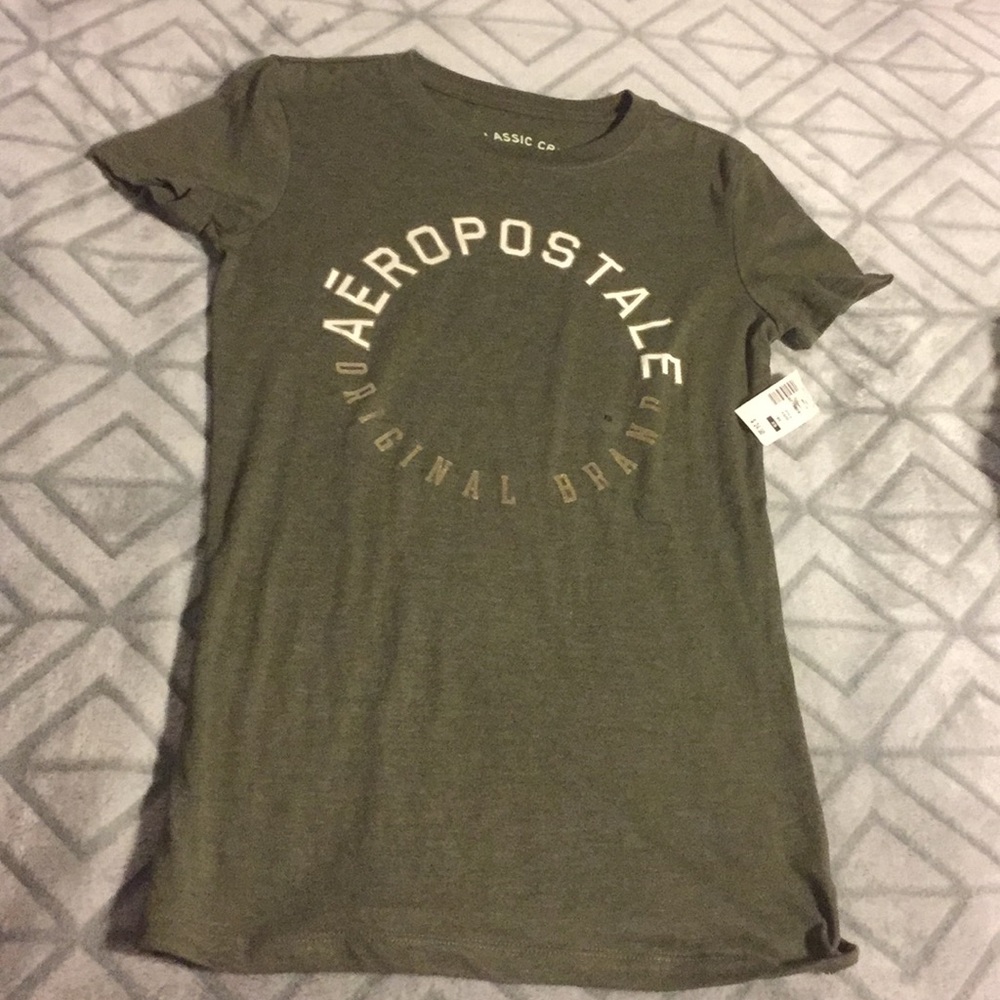Green Aeropostale shirt